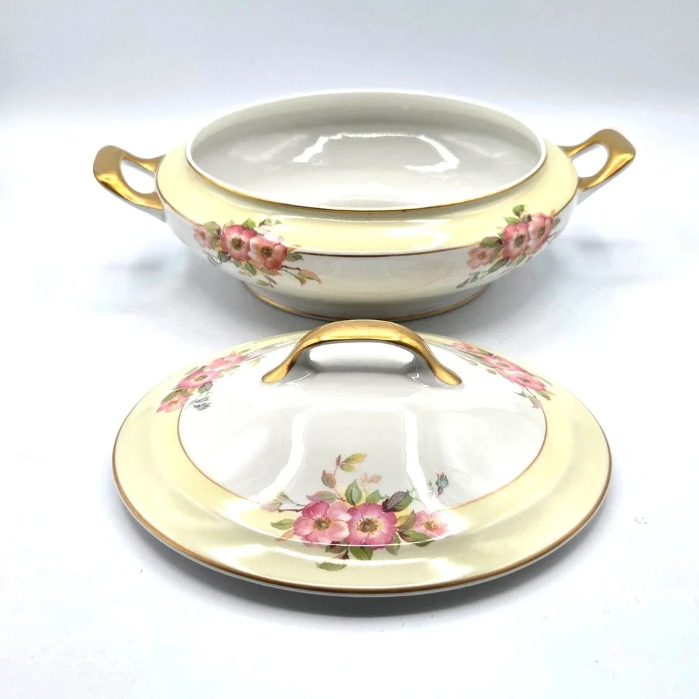 Jackson China Floral Covered Casserole Dish with‎ Lid Gold Rim VINTAGE